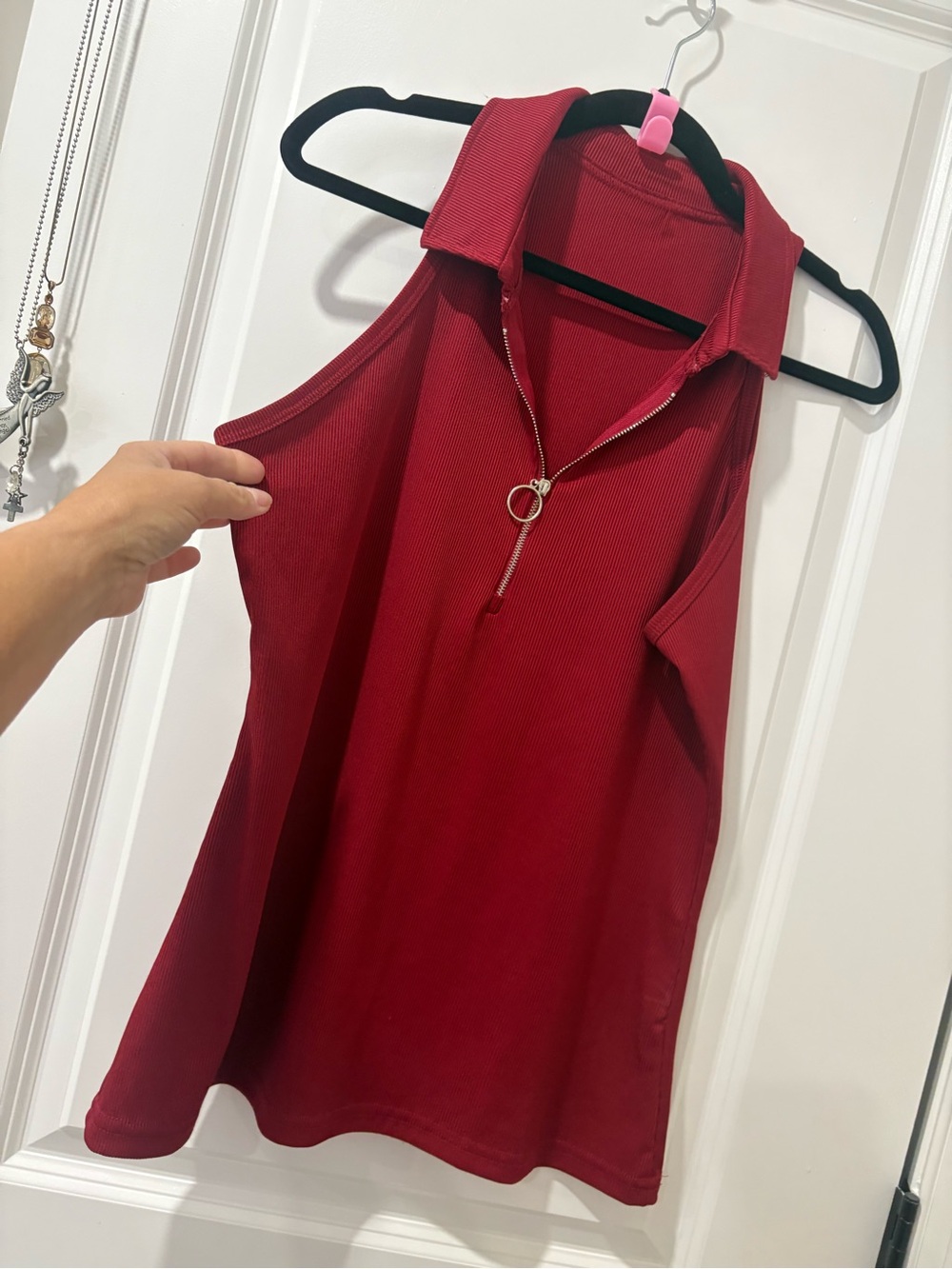Sleeveless Ribbed Mock Neck Tank Top - Maroony Red
